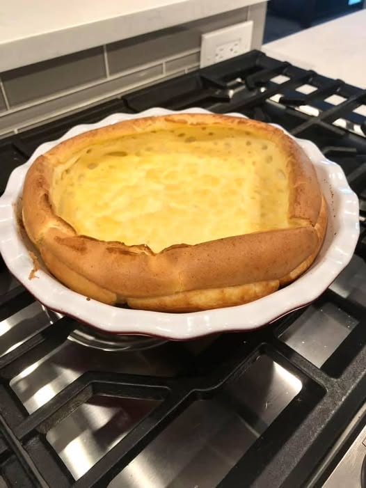 Classic Dutch Baby Pancake (The Cozy Breakfast You Don’t Have to Share)