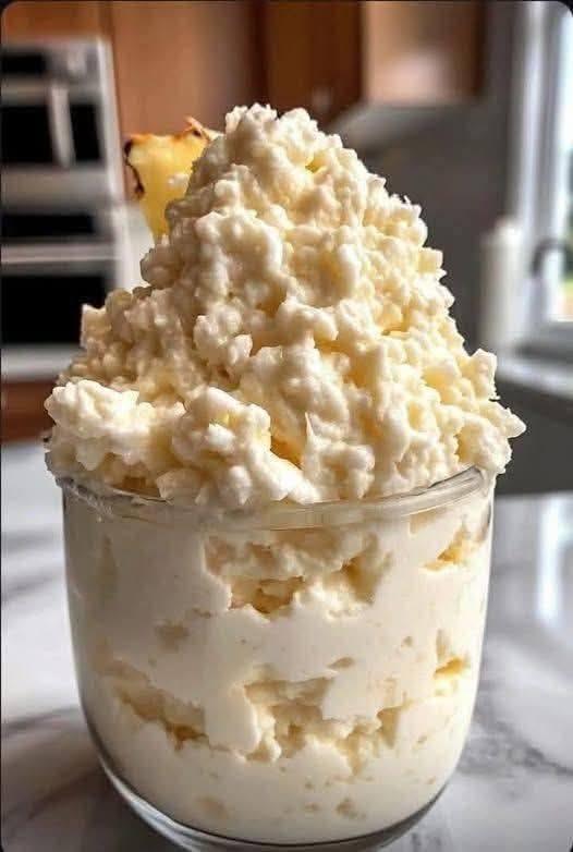 Creamy Pineapple Dessert Fluff