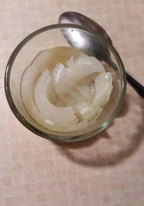 Grandma’s Onion Syrup Tonic: Easy Traditional Comfort Recipe