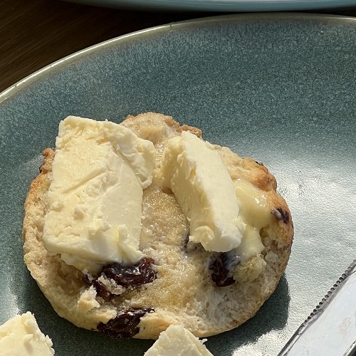 Air fryer fruit scones