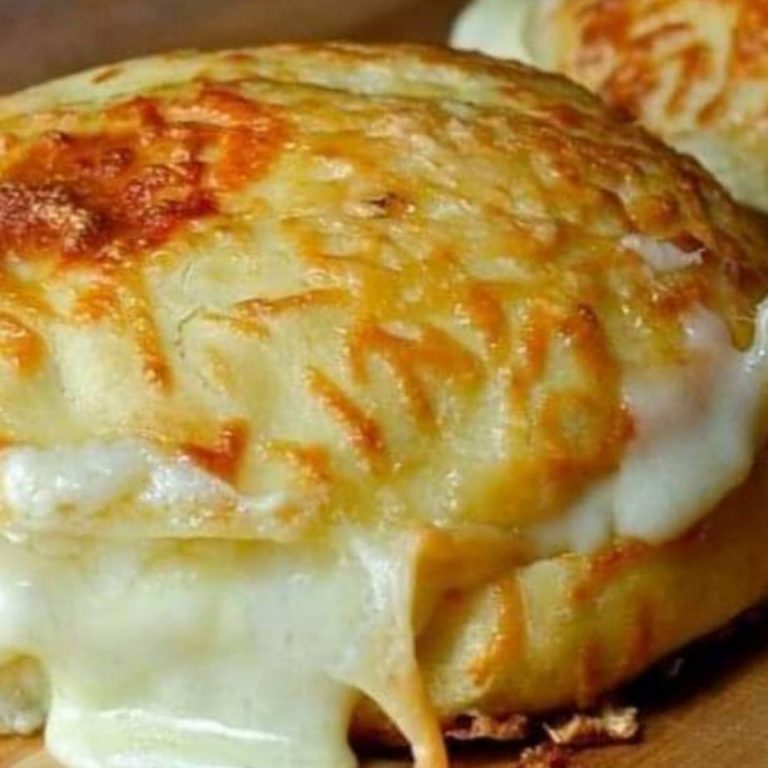 Best Grilled Cheese Sandwich (Best Golden-Crust Cheese Rolls)