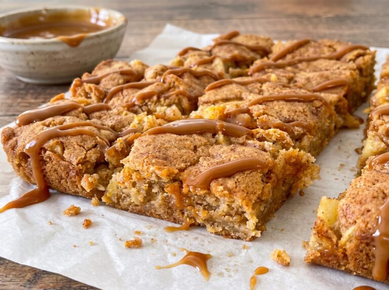 3-Ingredient Caramelized Apple Cobbler Bars